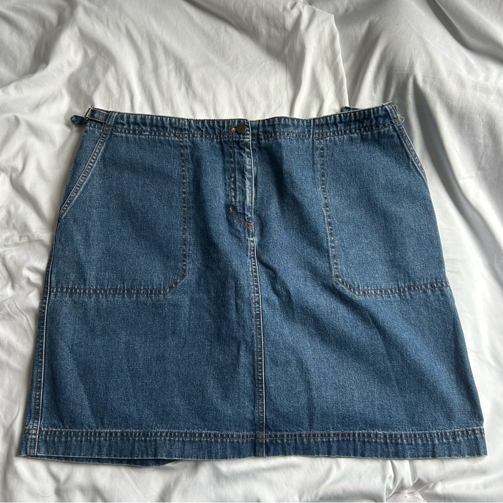 Ralph Lauren Jeans Mini Jean Skirt with back slit, pockets size 16